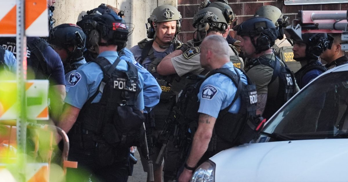 Three Dead in Minneapolis Shooting; Officers’ Response Praised