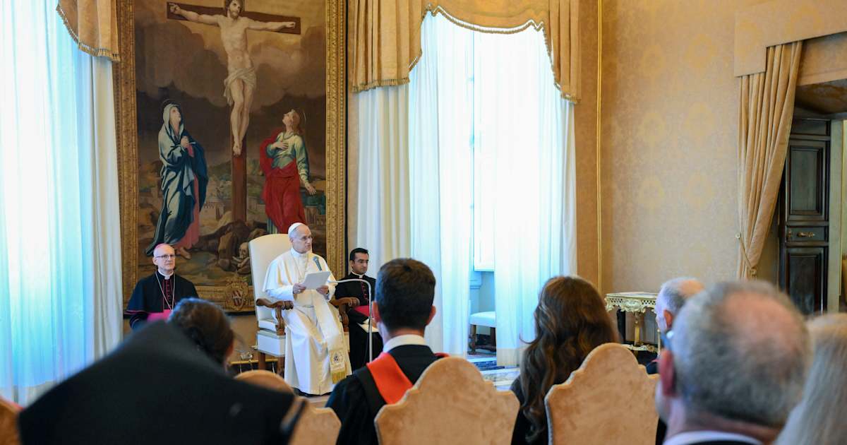Pope Leo XIV points to St. John Henry Newman as a model for education today