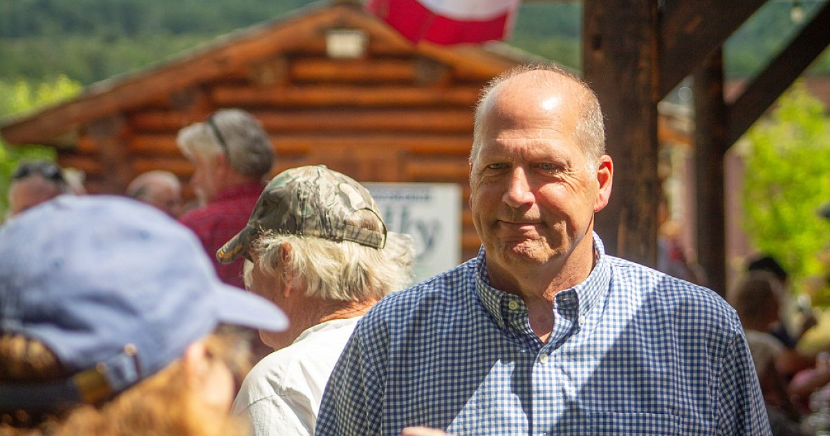 New Hampshire holds primary as Nov. 3 midterms loom