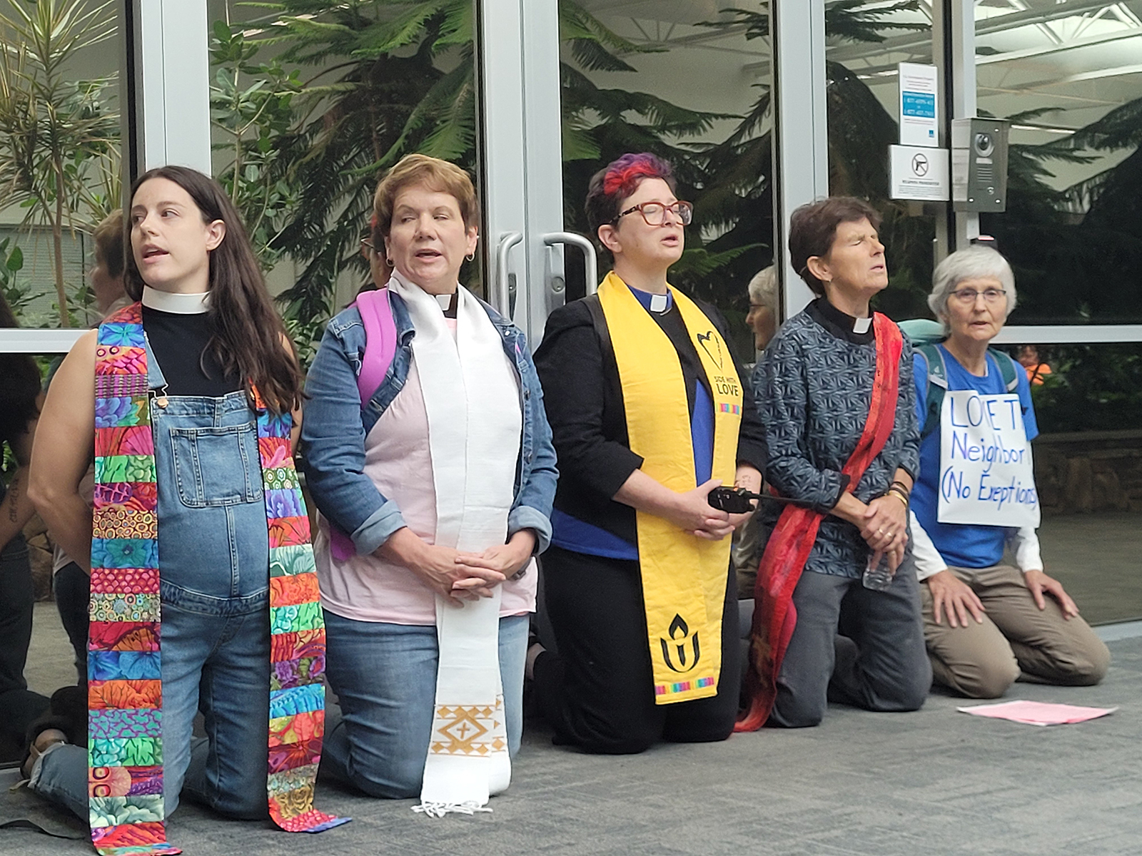 Seven Vermont Clergy Arrested While Protesting ICE Targeting Center