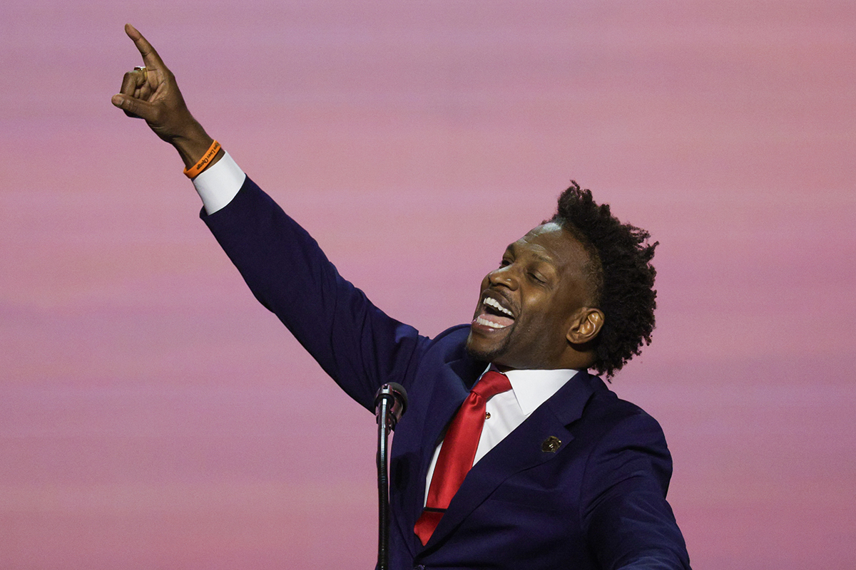 Pastor Lorenzo Sewell declares ‘enough is enough’ at first-ever RNC Midterm Convention