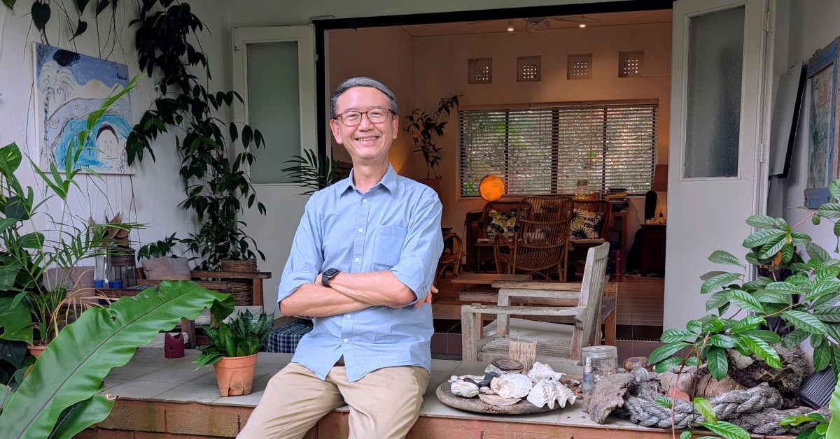 In Bustling Singapore, a Refuge for the Weary